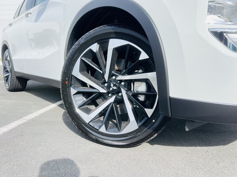 2023 Mitsubishi Outlander 3