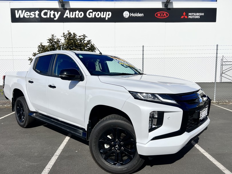 2023 Mitsubishi Triton 1