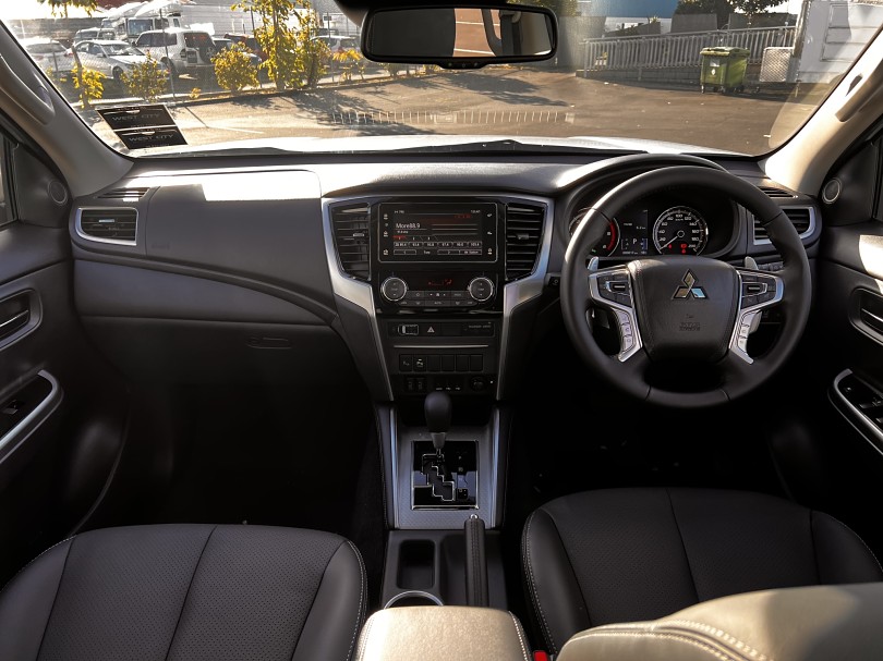 2023 Mitsubishi Triton 5