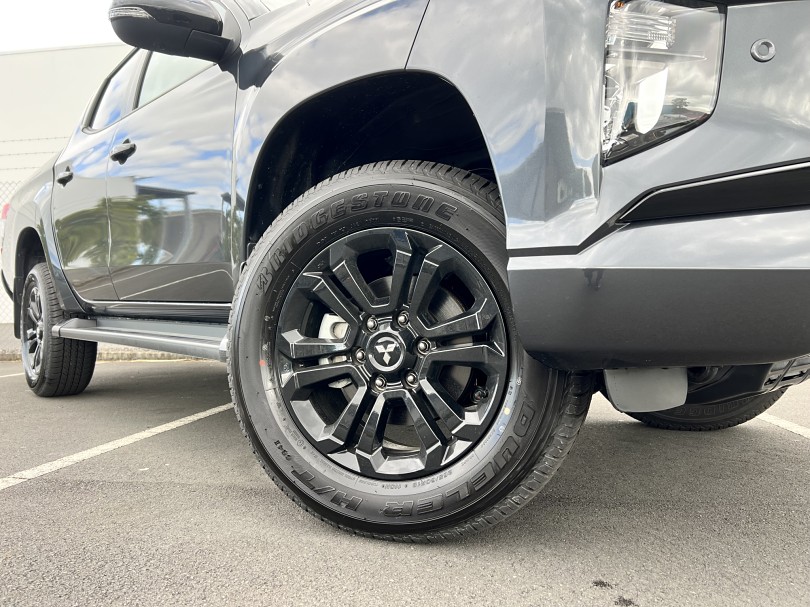 2023 Mitsubishi Triton 4