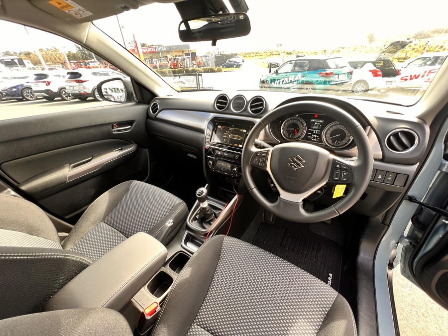 2025 Suzuki Vitara 9