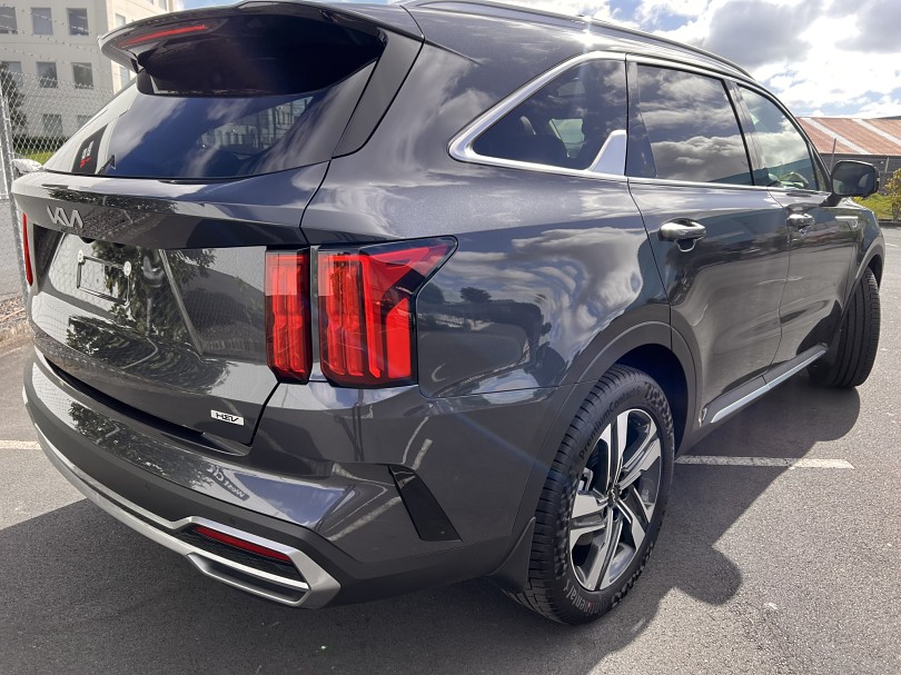 2023 Kia Sorento 5