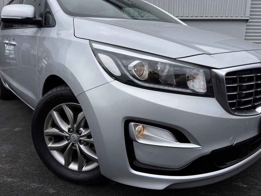 2019 Kia Carnival 3