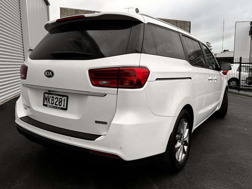 2019 Kia Carnival 3