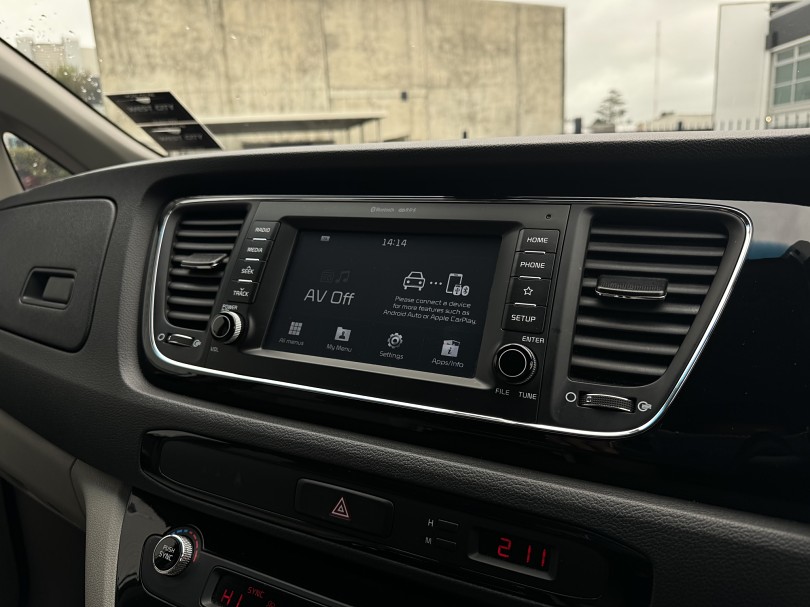 2019 Kia Carnival 13