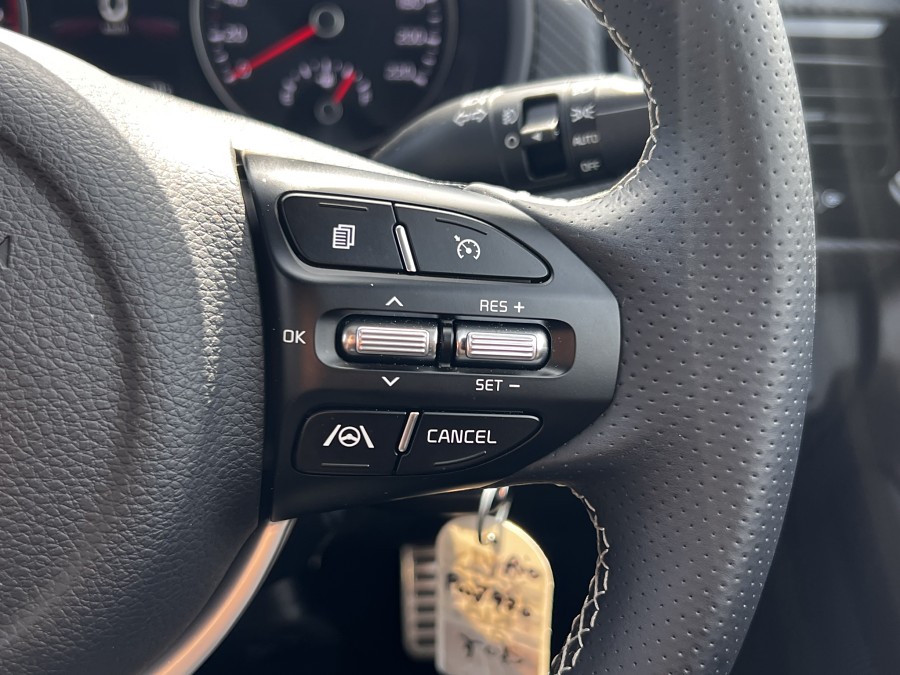 2023 Kia Rio 17