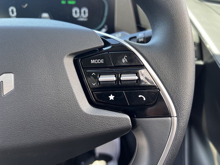 2023 Kia Niro 15