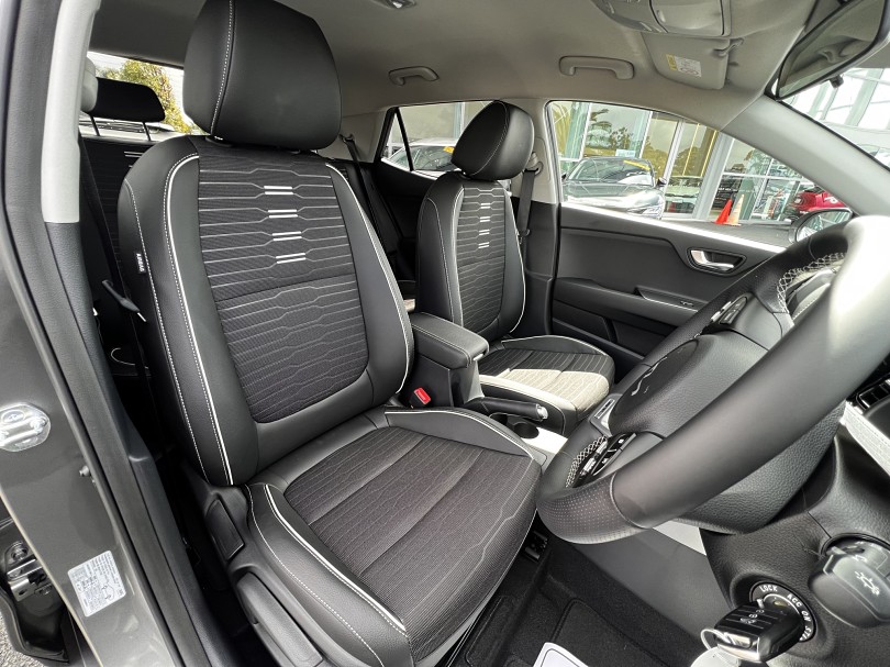 2023 Kia Stonic 9
