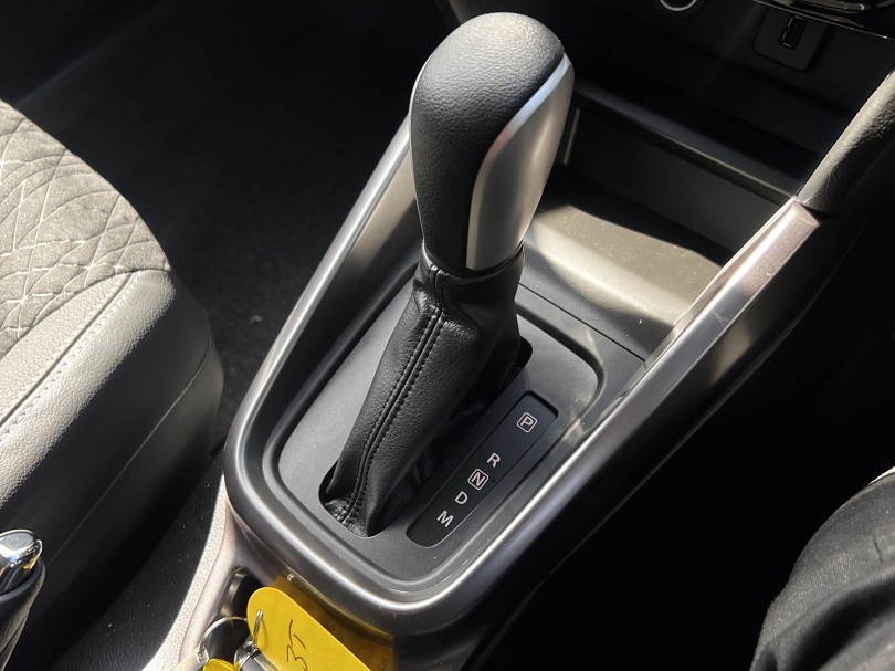 2023 Suzuki Vitara 12