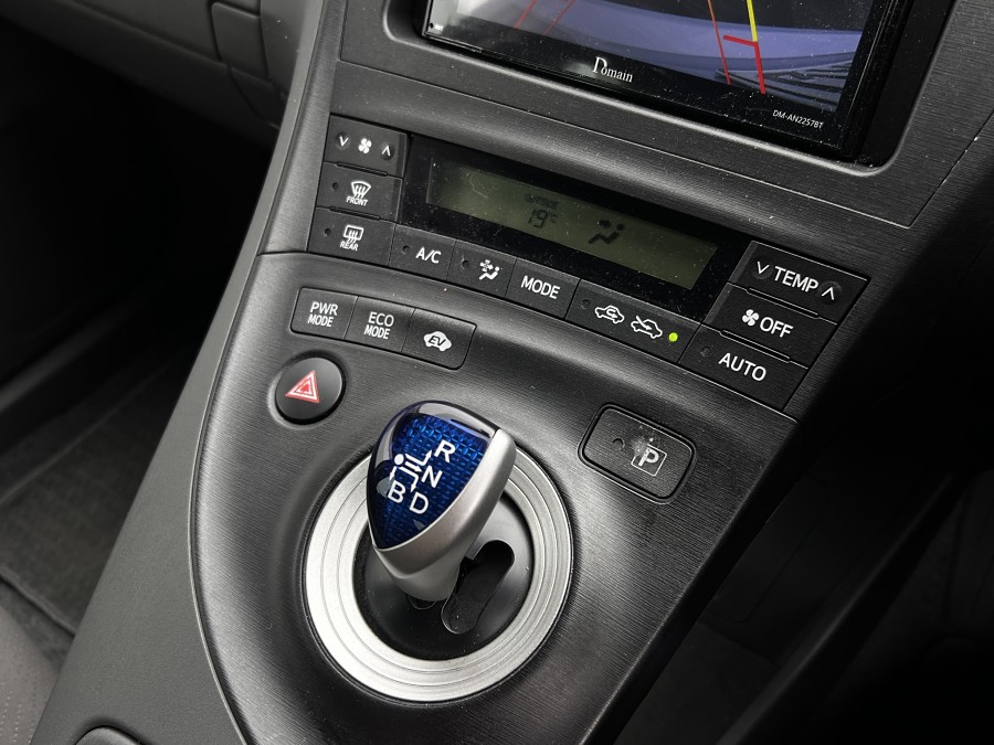 2011 Toyota Prius 10