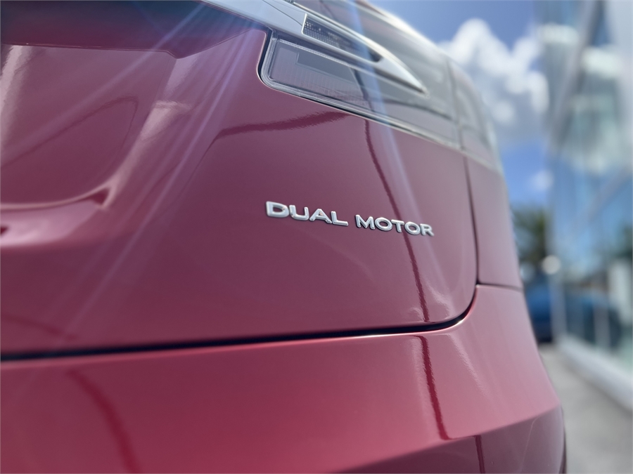 2020 Tesla Model S 6