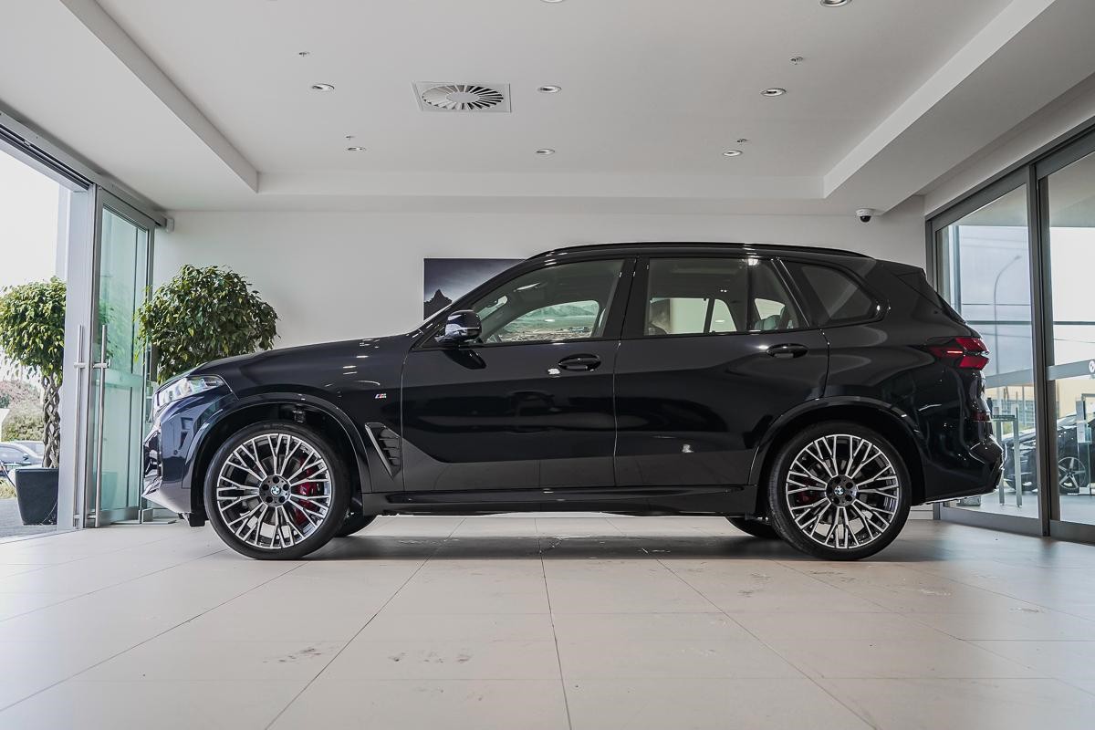 BMW X5 XDRIVE30D M Sport Executive Innovation