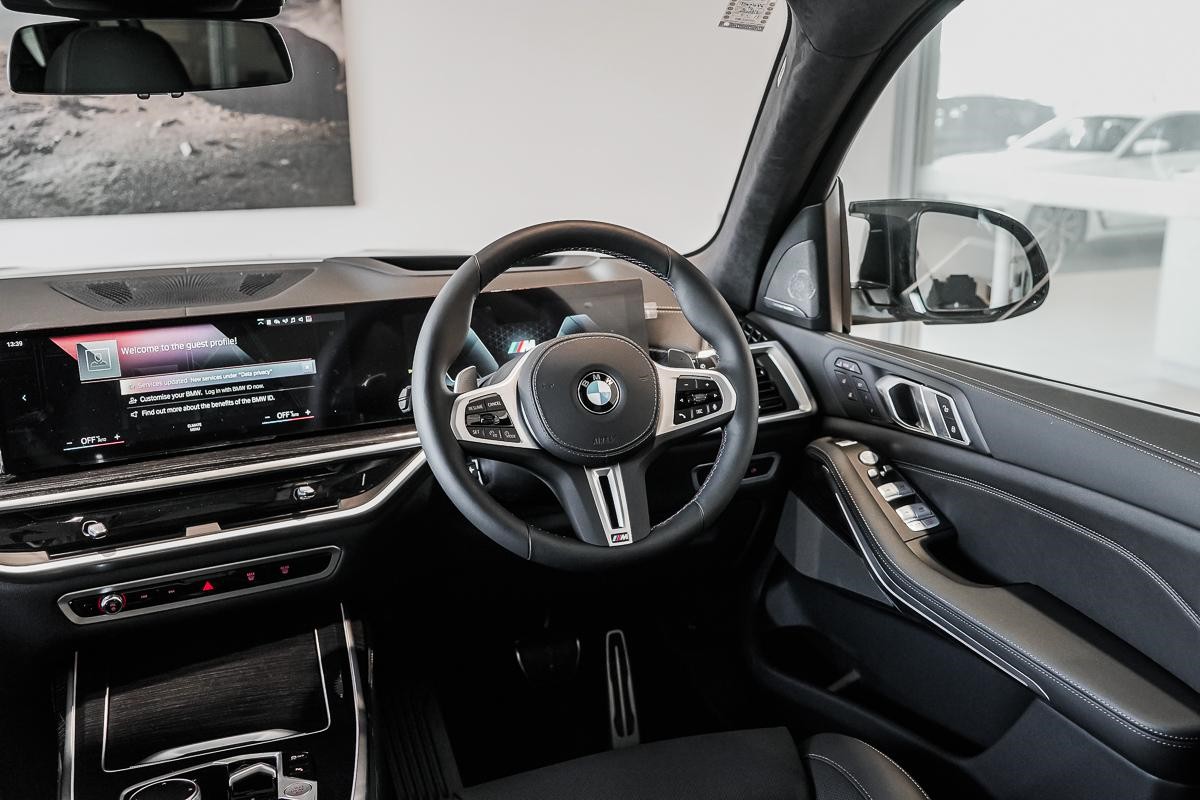 BMW X7 M60i xDrive