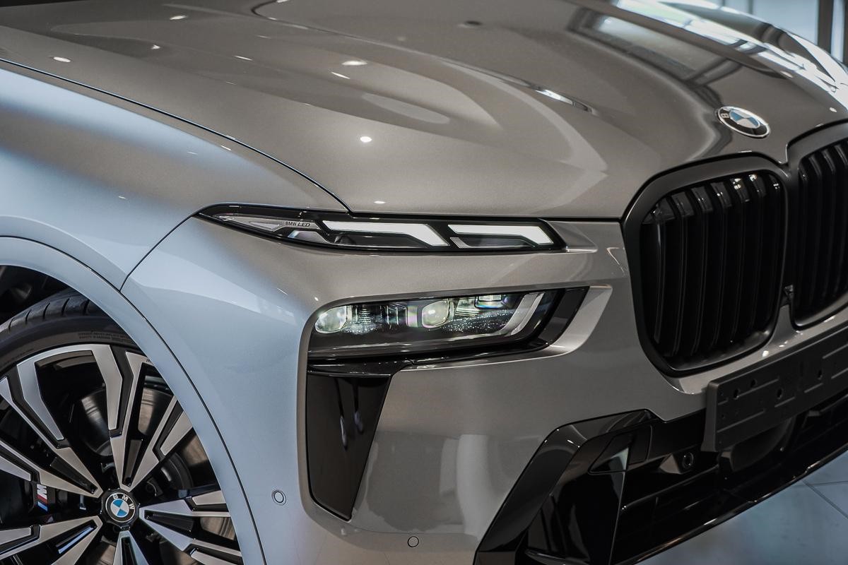 BMW X7 M60i xDrive