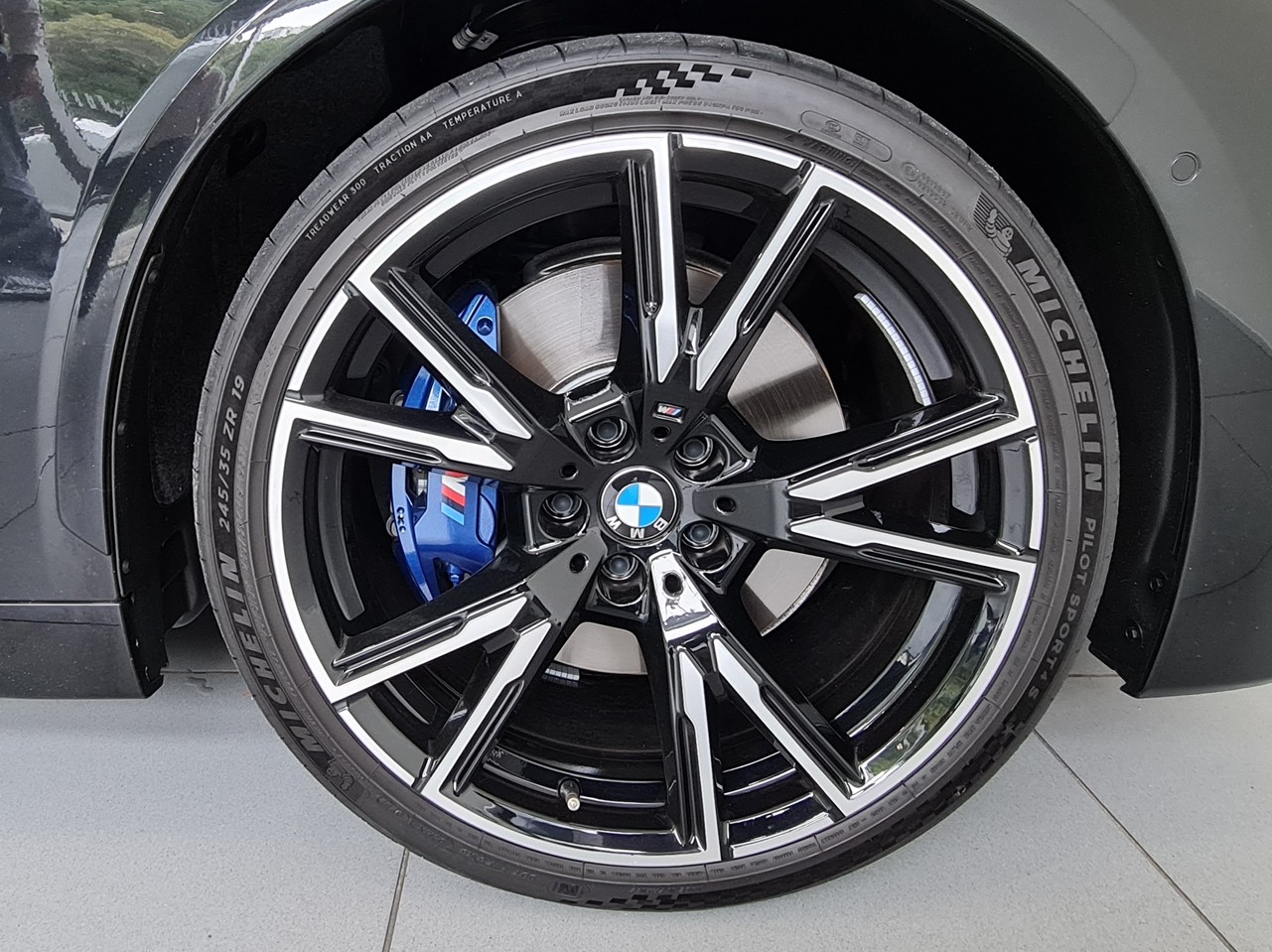 BMW M240i xDrive MPA
