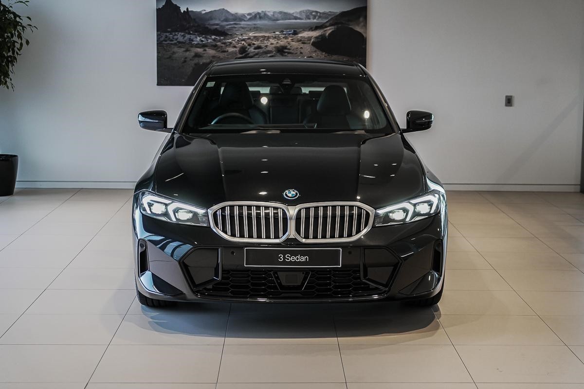 BMW 330e Sedan M Sport