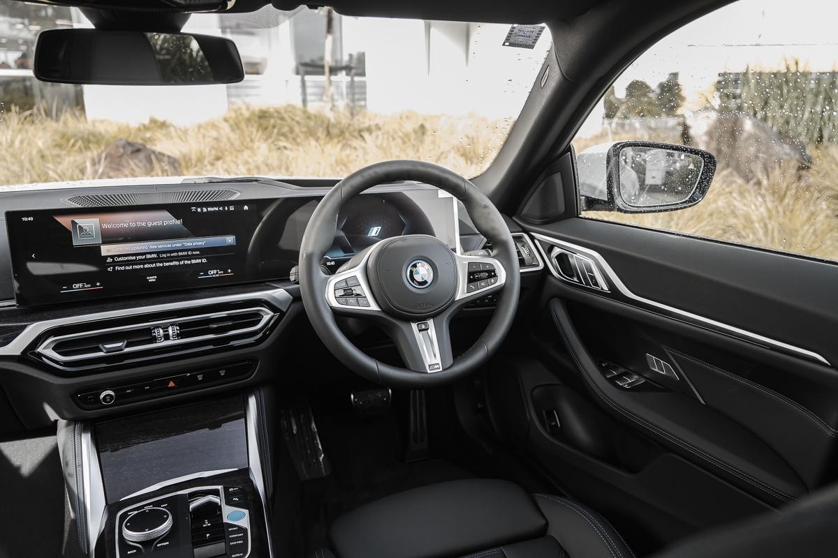 BMW i4 eDrive40