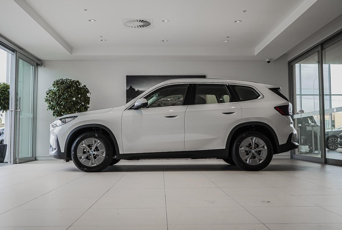 BMW iX1 eDRIVE20 X Line