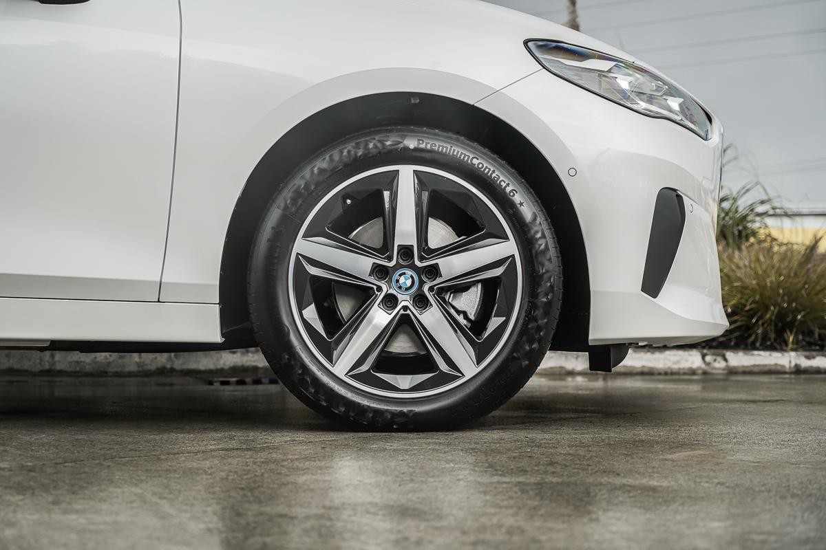 BMW 225e xDrive Active Tourer RHD Launch Edition