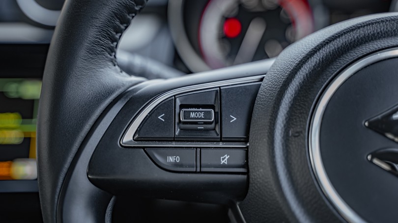 2023 Suzuki Swift 13