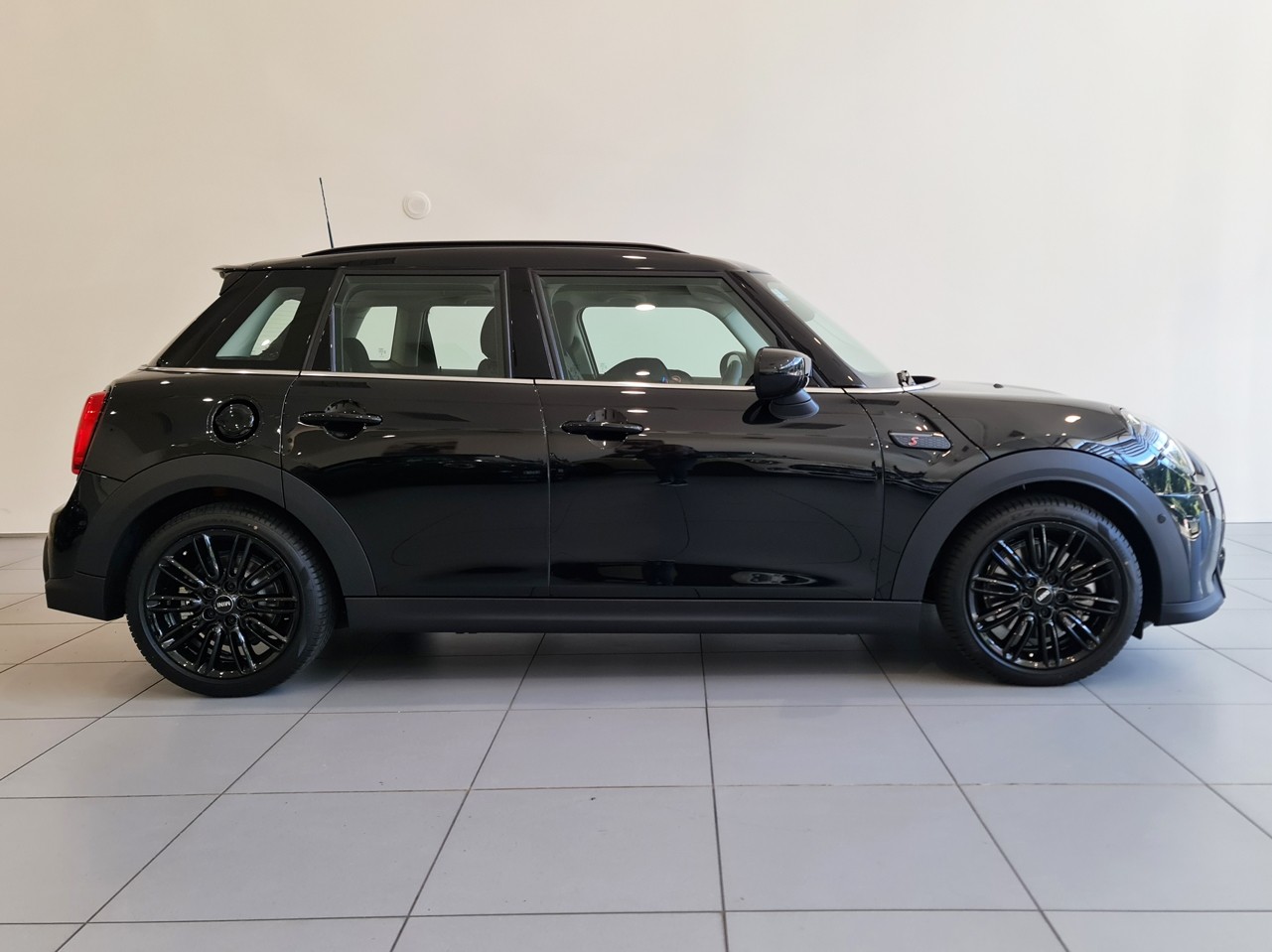 MINI Cooper 5-door COOPER S Hatch - Classic