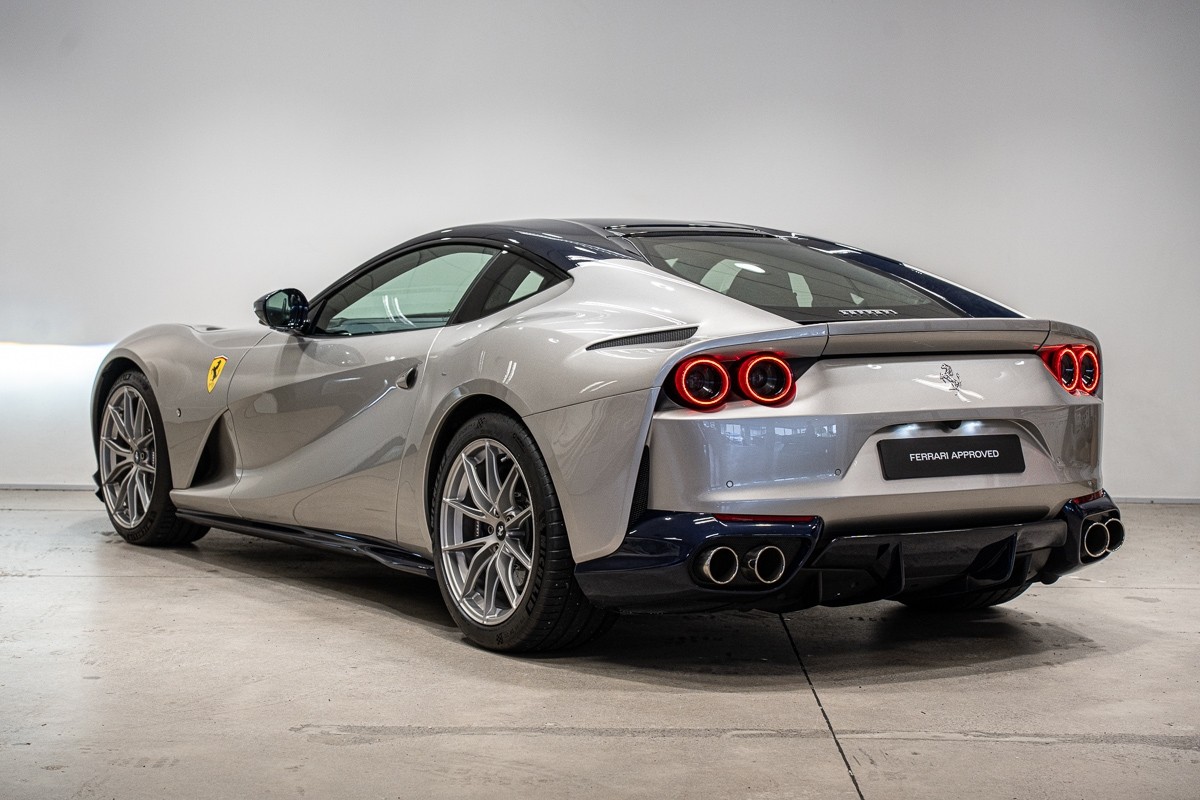 Ferrari 812 Superfast 