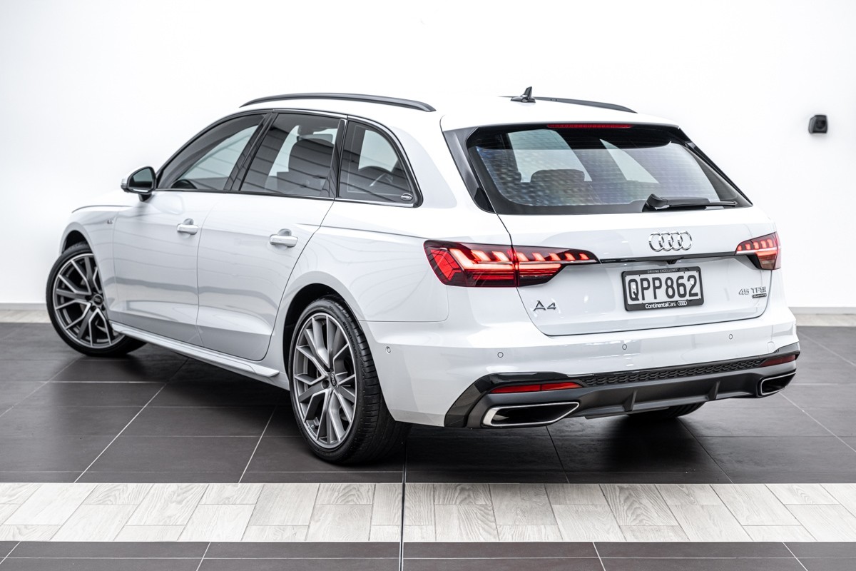 Audi A4 AVANT 45 TFSI QUATTRO S LINE