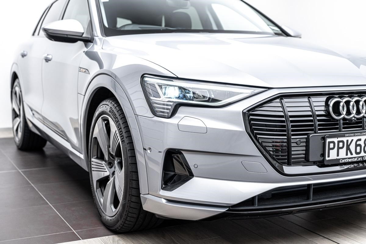 Audi e-tron 55 quattro 300kW BEV