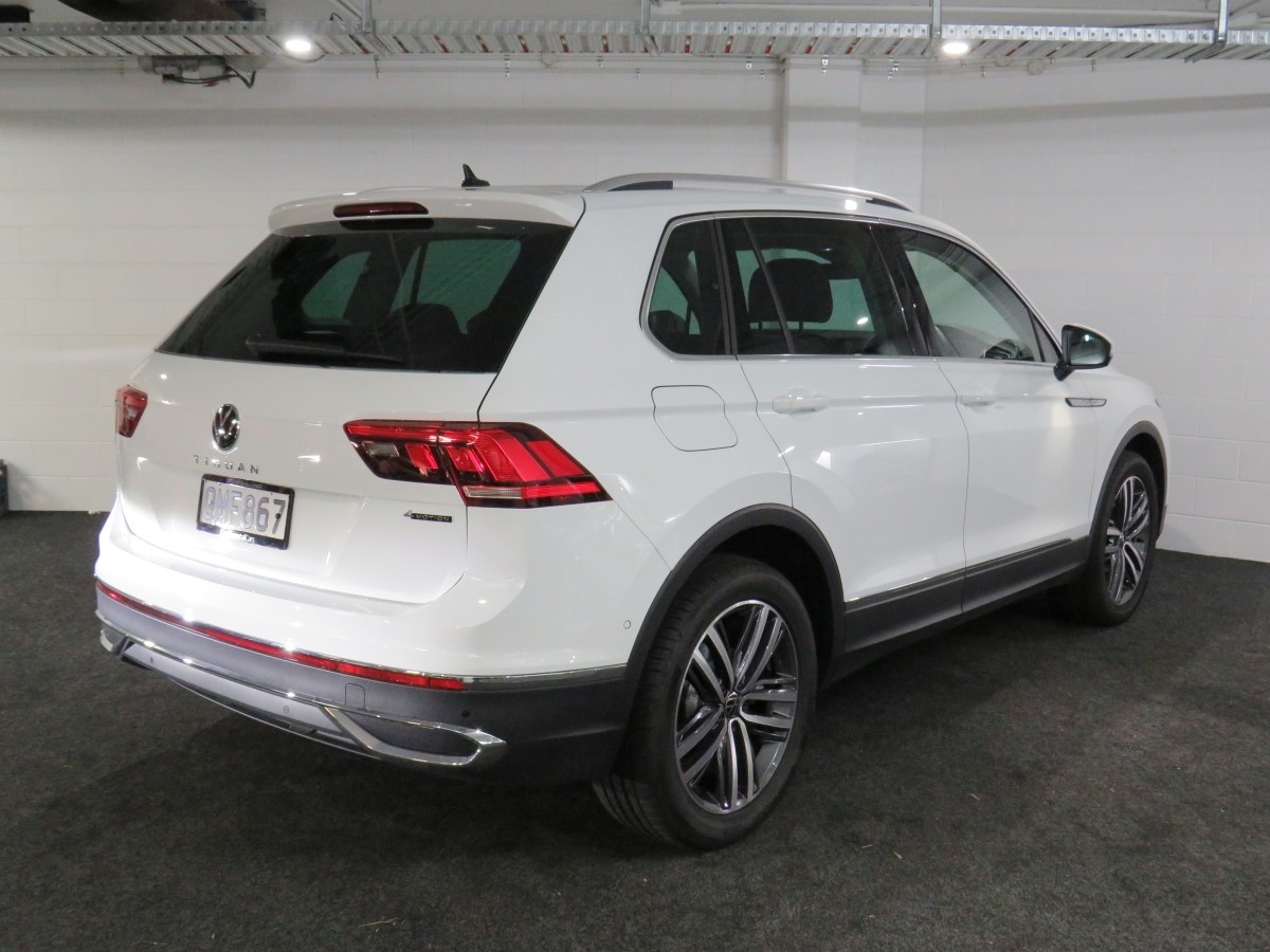 Volkswagen Tiguan TSI STYLE AWD 140KW