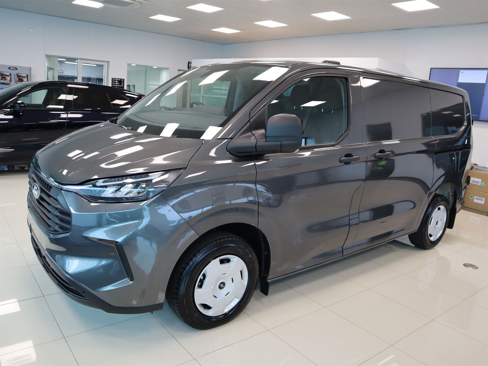 2024 Ford Transit CUSTOM 320 SWB