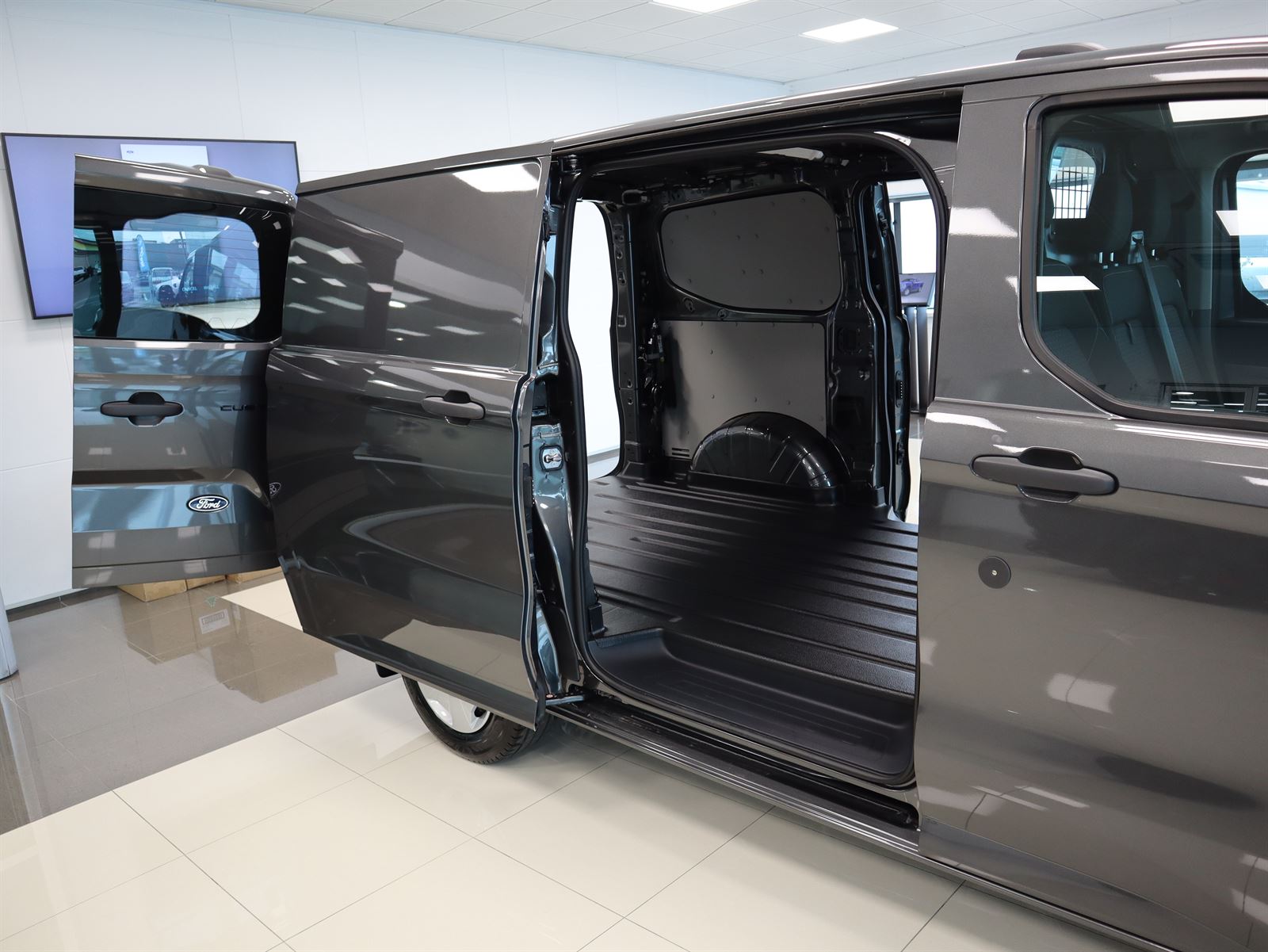 2024 Ford Transit CUSTOM 320 SWB