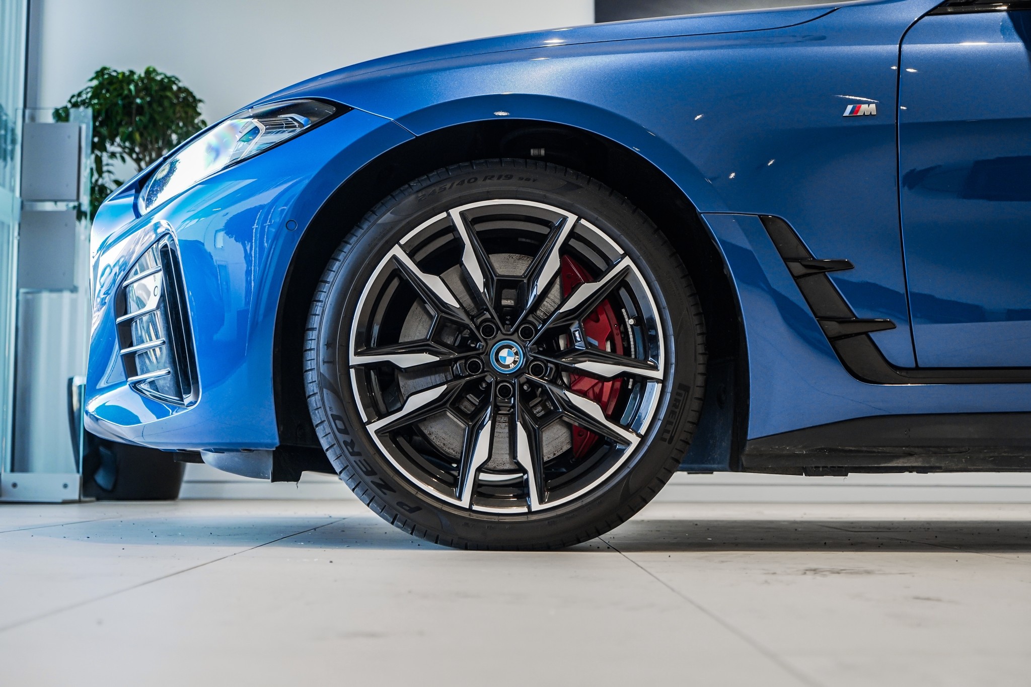 BMW i4 M50 M Performance + Comfort