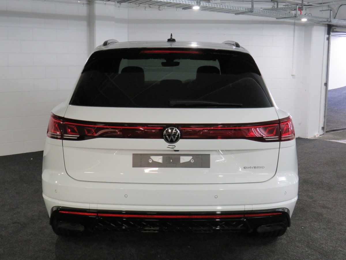 Volkswagen Touareg R PHEV