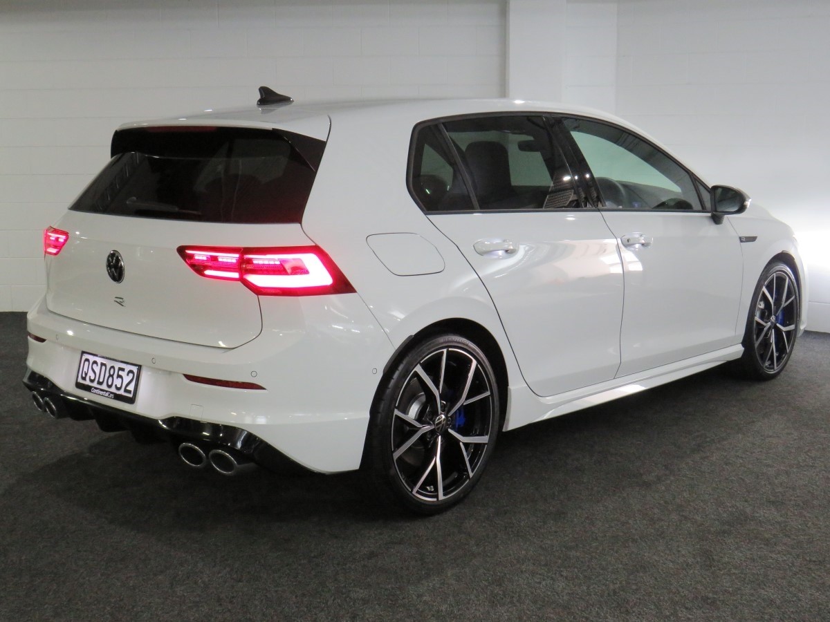 Volkswagen Golf R DSG