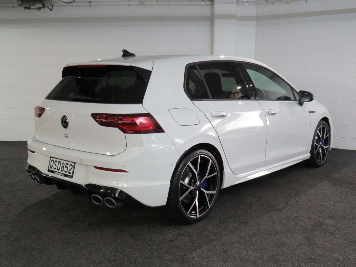 Volkswagen Golf R DSG