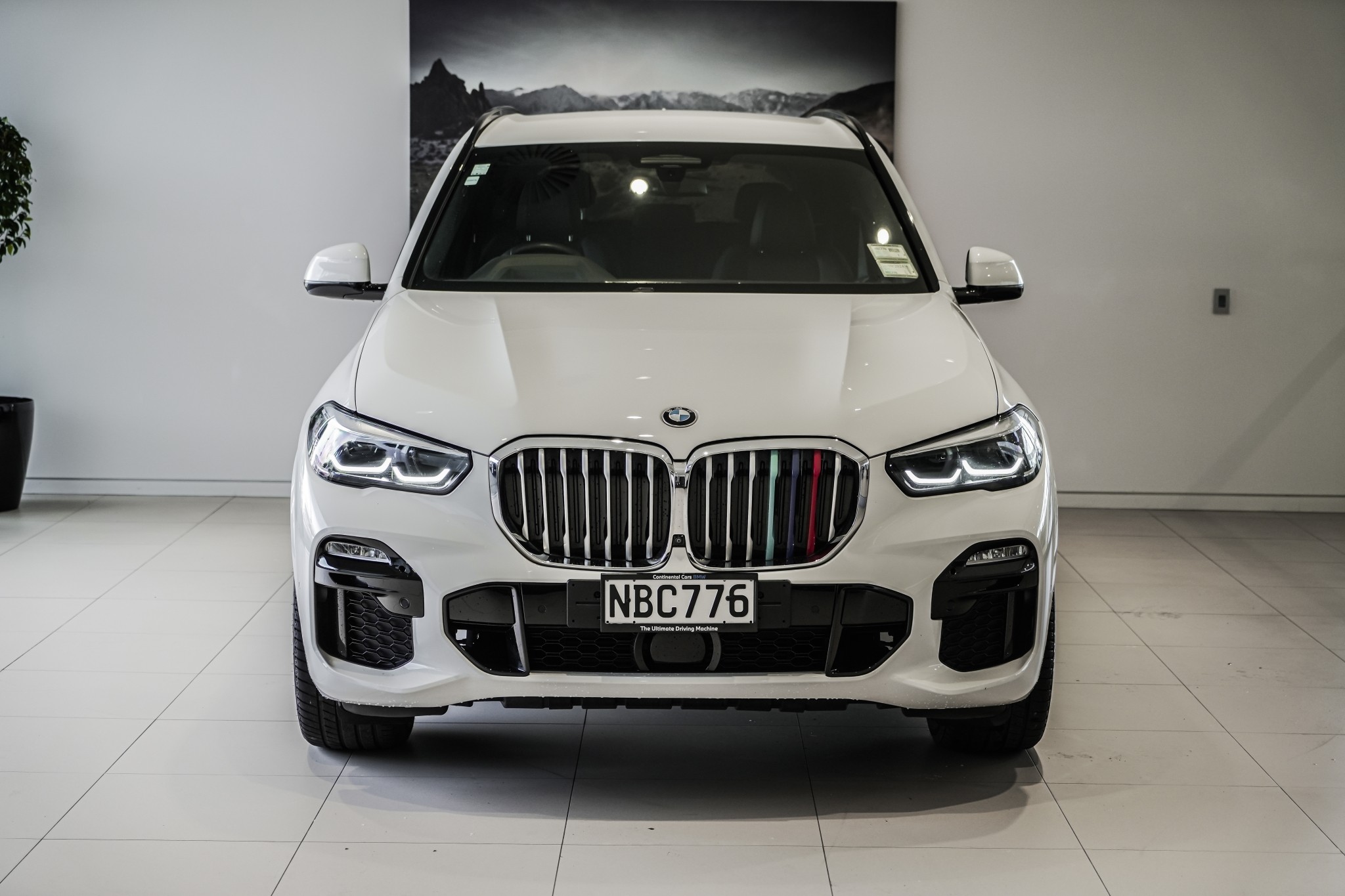 BMW X5 xDrive30d Launch Edition