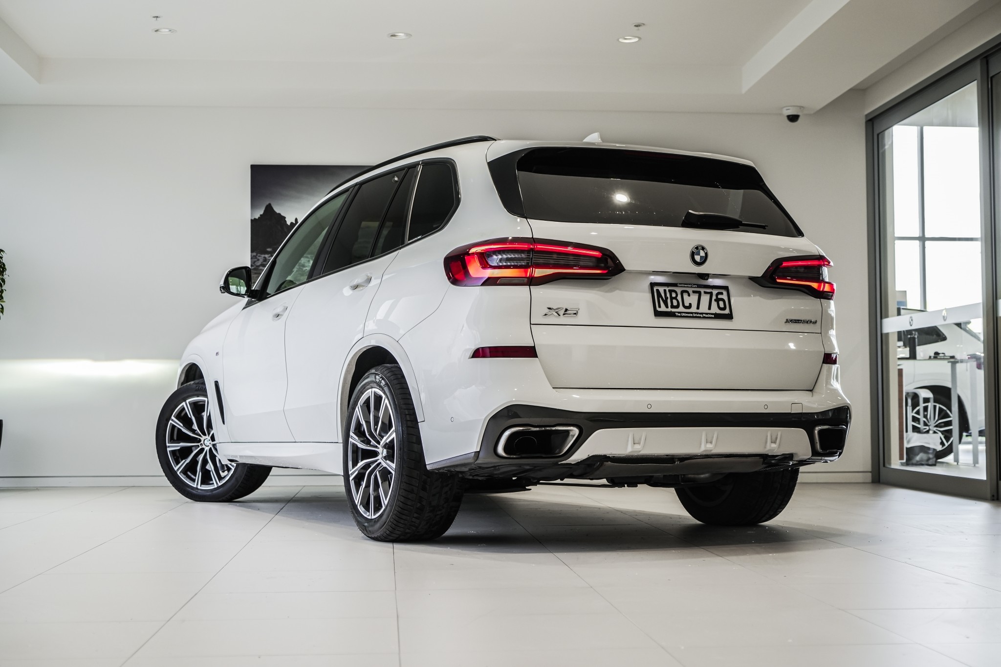 BMW X5 xDrive30d Launch Edition