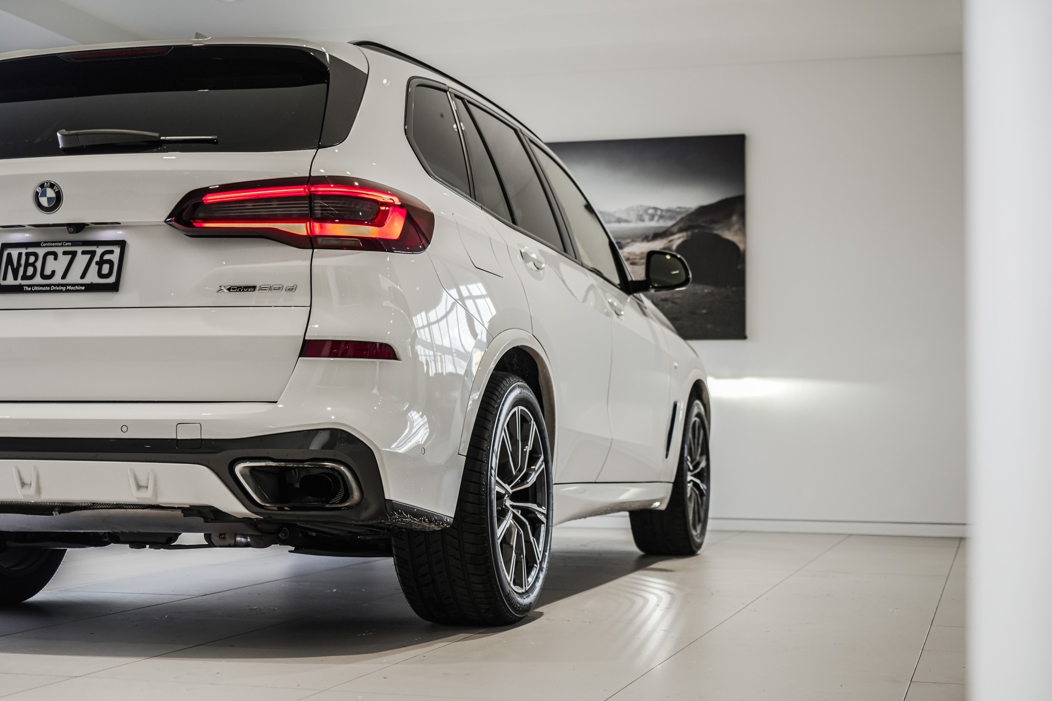 BMW X5 xDrive30d Launch Edition