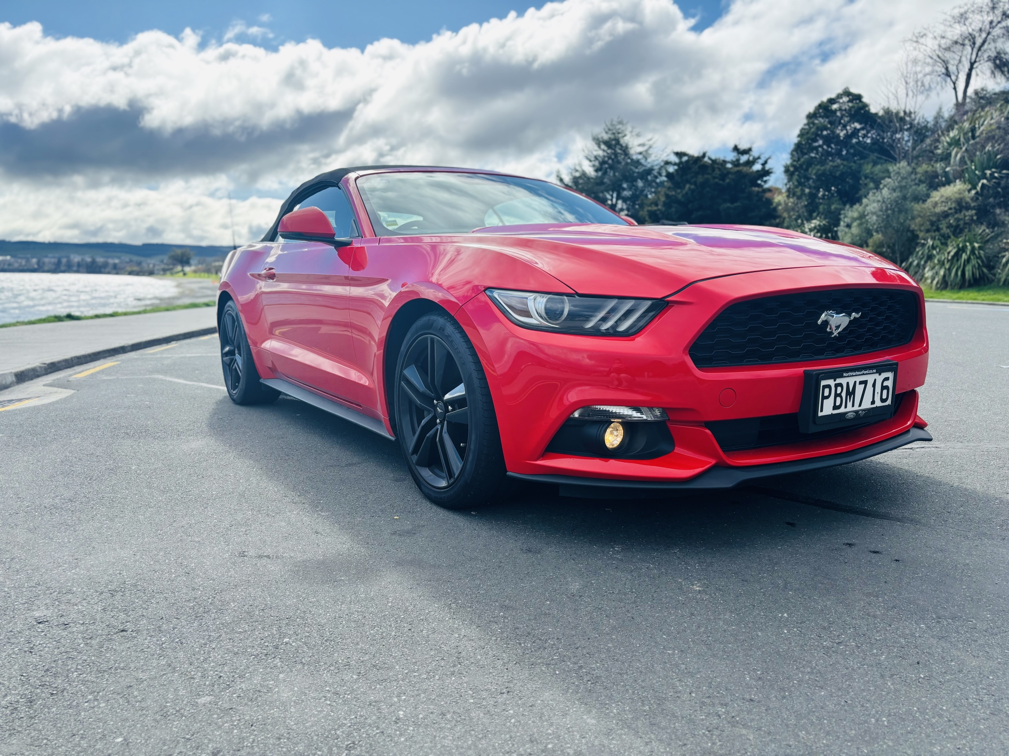 2016 Ford Mustang 2.3L Convertible At