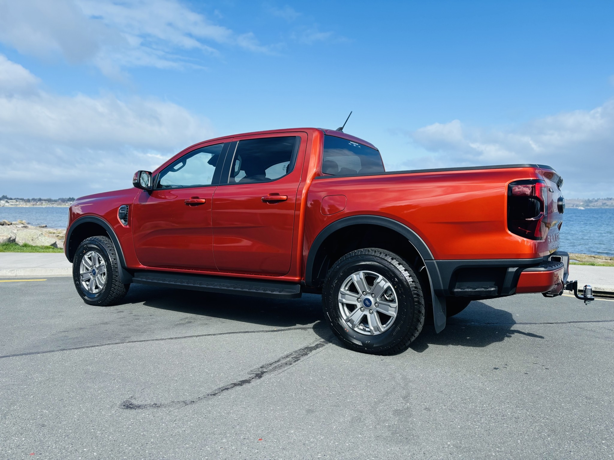 2024 Ford Ranger XLT 4WD 2.0L