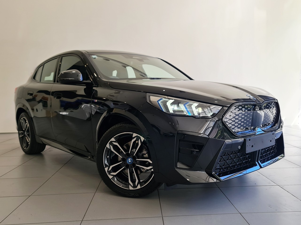 BMW X2 iX2 eDrive20 M Sport & Innovation