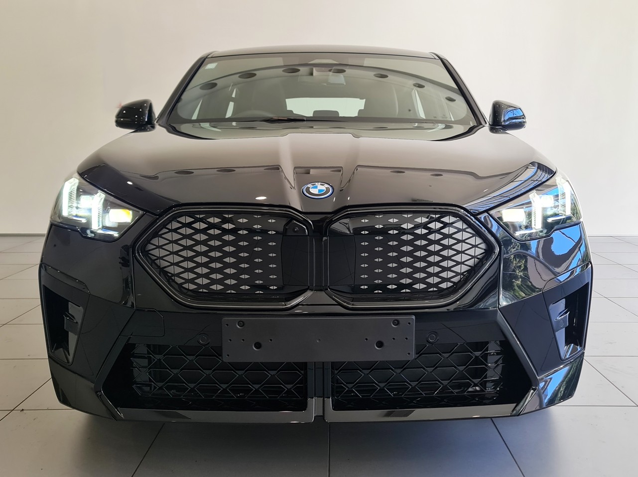 BMW X2 iX2 eDrive20 M Sport & Innovation