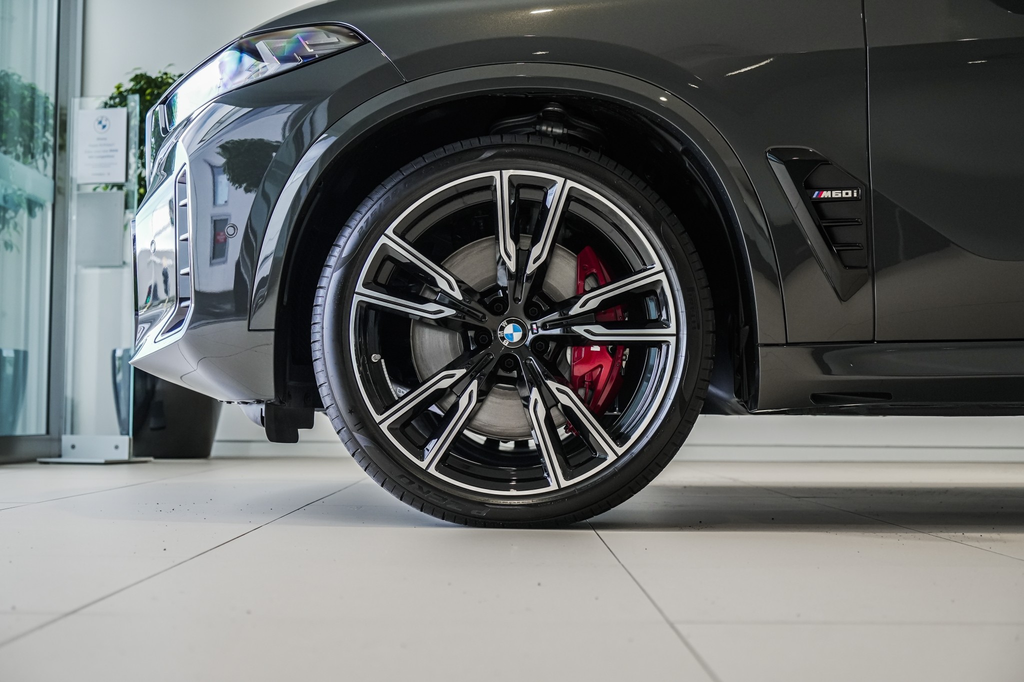 BMW X5 M60i xDrive