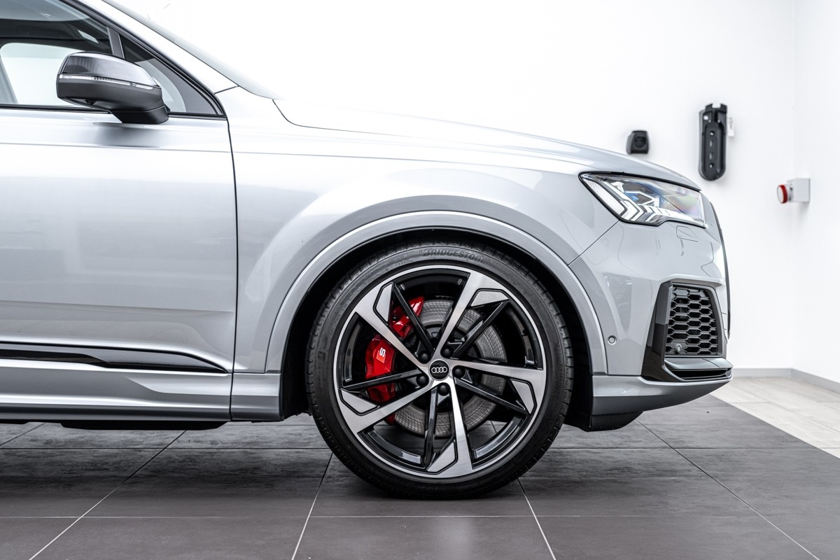 Audi SQ7 PERFORMANCE TFSI QUATTRO (373kW)