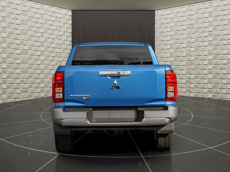 2024 Mitsubishi Triton 4