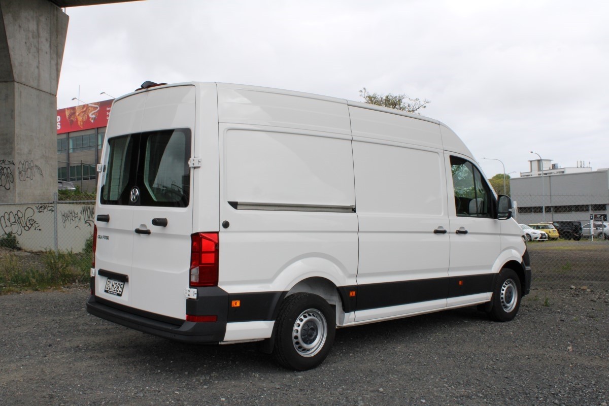 Volkswagen Crafter 35 103KW MWB AUTO