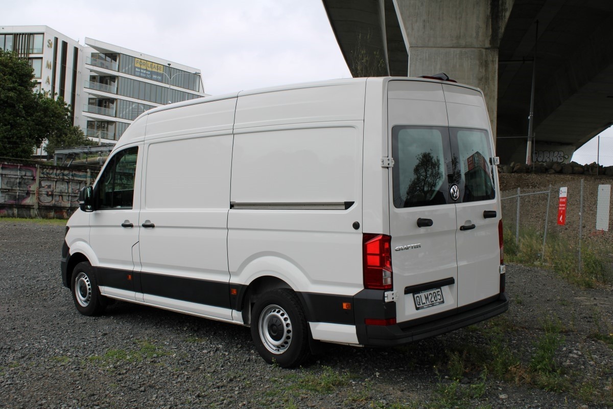 Volkswagen Crafter 35 103KW MWB AUTO