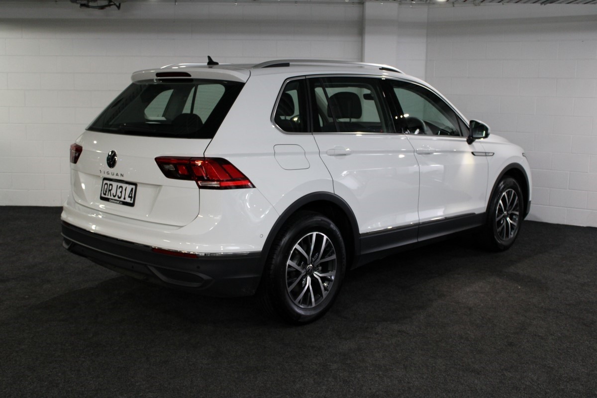 Volkswagen Tiguan TSI LIFE 2WD