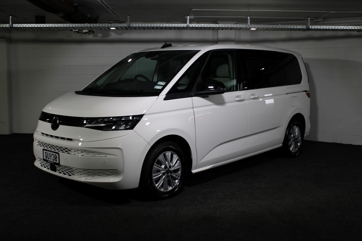 Volkswagen Multivan T7 SWB 350NM FAMILY PHEV DSG