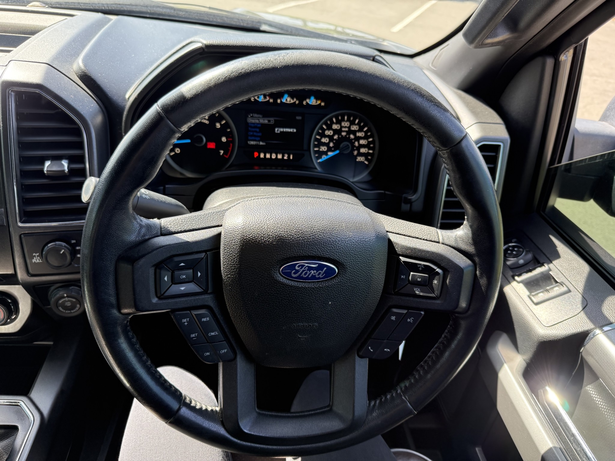 2017 Ford F150 Crew Cab 5.0 V8 petrol Coyote engine, 4WD